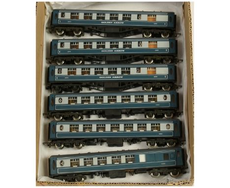 Wrenn Railways blue and white livery Pullman Coaches comprising 3 x Golden Arrow 1st Class with Golden Arrow lettering to sid