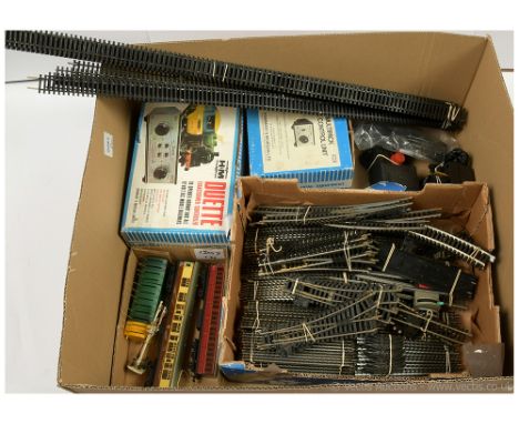 OO Gauge Rolling Stock, Points and Trackwork to include Hornby Railways, points (10 x R/H, 12 x L/H, 3 x curved points, 18 x 
