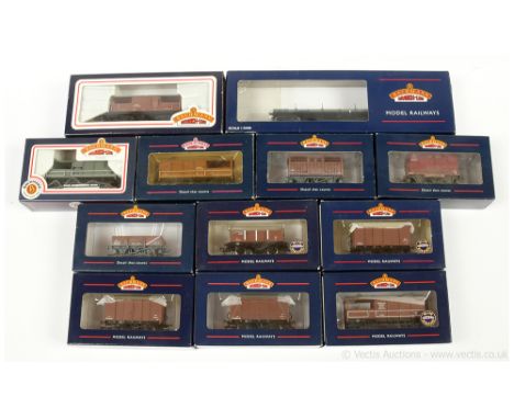 Bachmann OO Gauge Goods Wagons comprising 33-856 BR grey 30-ton Bogie Bolster, 33-825 BR brown Queen Mary Bogie Brake, 3 x fu