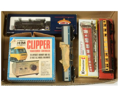 Miscellaneous Railway items comprising OO Gauge Bachmann 32-151A 2-6-0 BR lined black N Class Loco No.31816, condition Good P