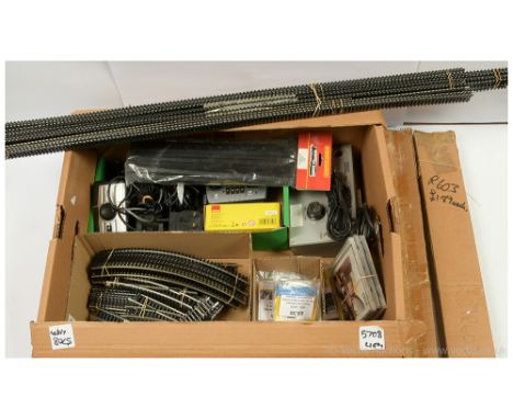OO Gauge Track, Points and Accessories by various manufacturers to include Peco 2 x set track curved points (one each L/H and