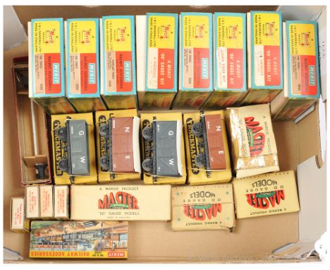 OO Gauge Railway, Rolling Stock and Accessories to include 4 x Trackmaster Goods Wagons (NE Open and Box Van plus GWR Open an