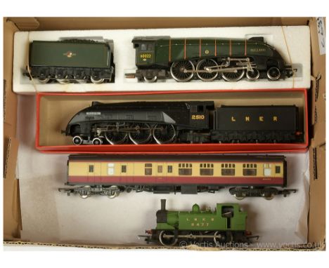 OO Gauge Locos and Rolling Stock comprising Bachmann 4-6-2 LNER unlined Wartime black A4 Class Loco No.2510 "Quicksilver", Ho