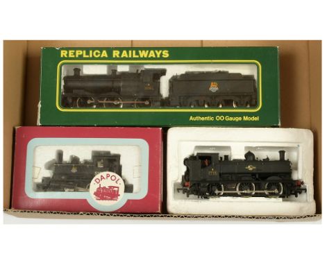 OO Gauge BR black Steam Locos comprising Replica Railways 0-6-0 Class 2251 Collett Goods renumbered 2291, Dapol D2 0-4-0 Pug 