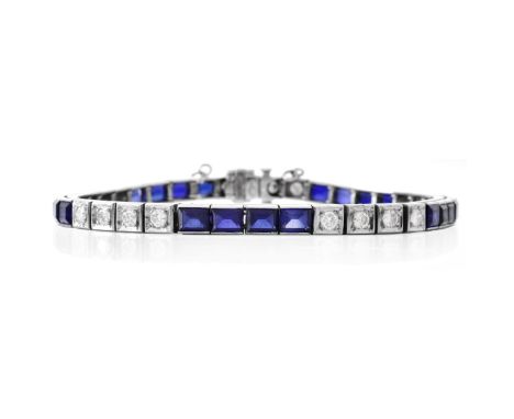 Art Deco style Approx. 2.0 Carat Round Brilliant Cut and 14 Karat White Gold Line Bracelet. Diamonds F-G color, VS1-VS2 clari