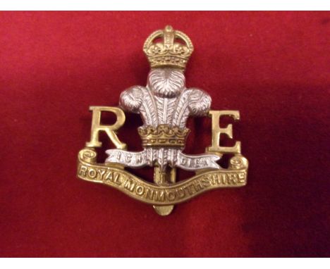 Royal Monmouthshire Royal Engineers (Militia) Cap Badge (Bi-metal), slider. K&amp;K: 1945.