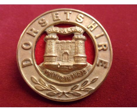 Suffolk Regiment Other Ranks Helmet Plate Centre 1902-1914, first type (Gilding-metal construction, red felt central backing)