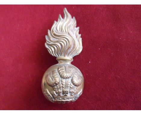 The Welsh Fusiliers Regiment Other Ranks Head Dress Badge for the Busby cap, (Brass) two lugs, K&amp;K: 951. 