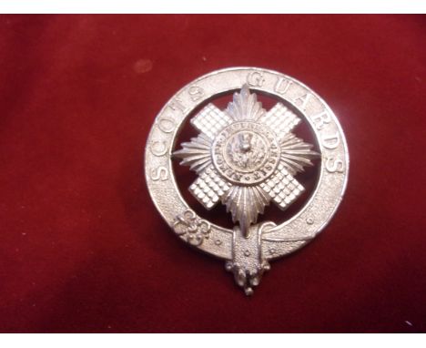 Scots Guards Other Ranks Pipers Badge 1877 onward, Sergeant Pipers (Silver with gilt centre) two lugs K&amp;K: 911. 