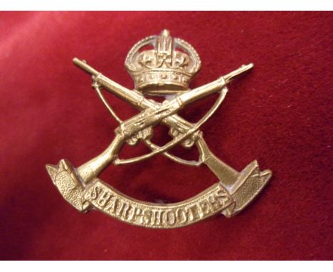 3rd County of London (Sharp Shooters) Imperial Yeomanry WWI Cap Badge (Brass), two lugs. K&amp;K: 1363