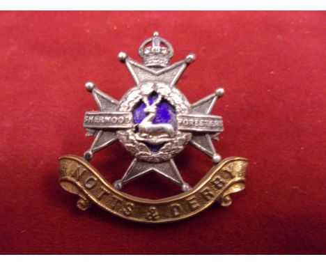 The Sherwood Foresters (Nottinghamshire and Derbyshire Regiment) Officers WWI Cap Badge (Cast silver, gilt and enamel), two l