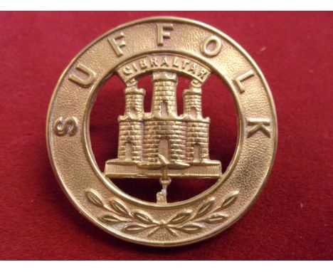 Suffolk Regiment Other Ranks Helmet Plate Centre 1902-1914, second type (Gilding-metal construction) K&amp;K: 371.  Four lugs