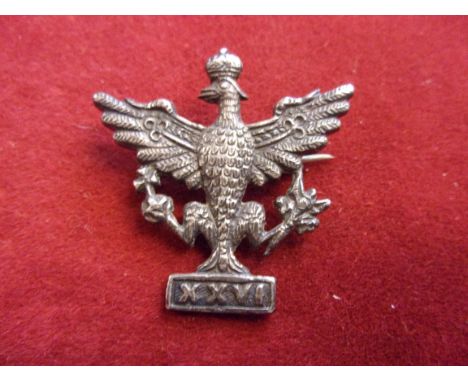 26th Hussars WWII Officers Cap Badge (Silver-cast) rare first pattern, brooch fitting. 