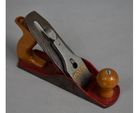 A Vintage Chapman-Stanley Acorn Smoothing Plane 