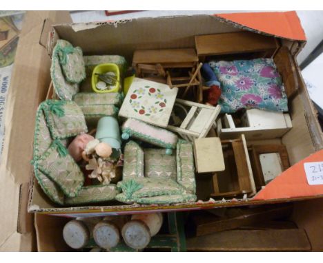 Vintage toys and games: to include stained beech building blocks       BSR