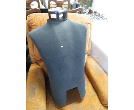VINTAGE MENS MANNEQUIN TORSO.