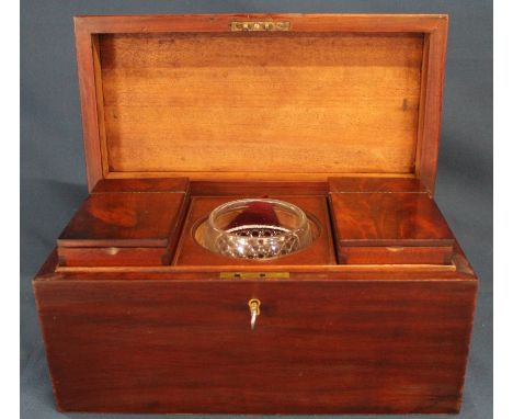 Mahogany tea caddy with twin caddy boxes &amp; central glass mixing bowl