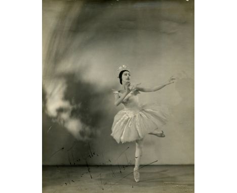 FONTEYN MARGOT: (1919-1991) English Ballet Dancer. A good and attractive vintage signed and inscribed 7.5 x 9.5 pearl-finish 