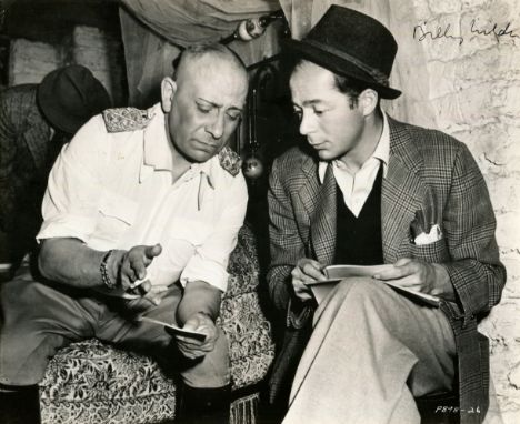 WILDER BILLY: (1906-2002) Austrian-American film director, Academy Award winner. Vintage signed 9.5 x 8 photograph of Wilder 