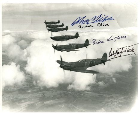 SUPERMARINE SPITFIRE: A good multiple signed 10 x 8 photograph by various World War II pilots of 65 Squadron RAF comprising R