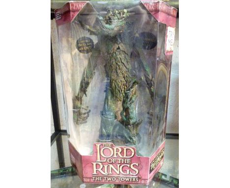 LORD OF THE RINGS FIGURE. Toybiz Lord Of The Rings The Two Towers electronic sound and action Treebeard