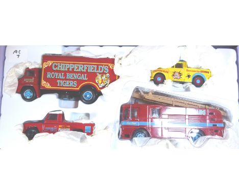 CORGI CHIPPERFIELDS CIRCUS. Corgi 31703 Chipperfields Circus four vehicle set - Land Rover, Morris Minor pick up, Thames Trad