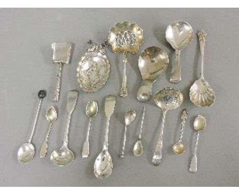 A collection of silver, comprising two caddy spoons Heath & Middleton, Birmingham 1903, Hayne & Cater, London 1859, a Georgia