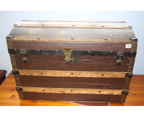 Dome top trunk