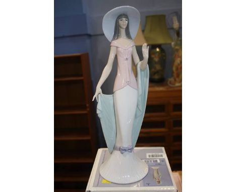 Boxed Lladro figure