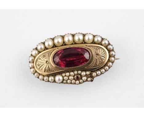 A GEORGE III GOLD AND PEARL SNAKE MOURNING BROOCH designed as a pearl set snake around a gold mount centred with a synthetic 