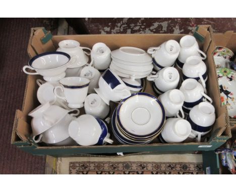 Royal Worcester Howard pattern dinner service 