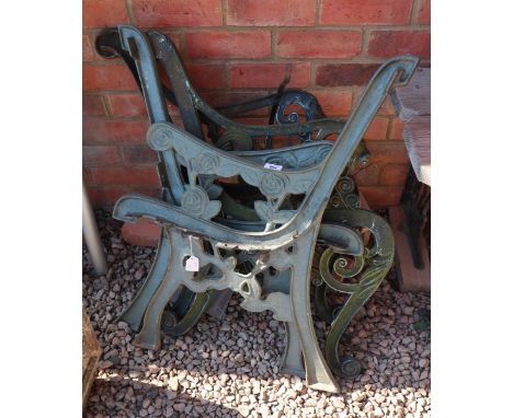 2 pairs of cast iron bench ends 