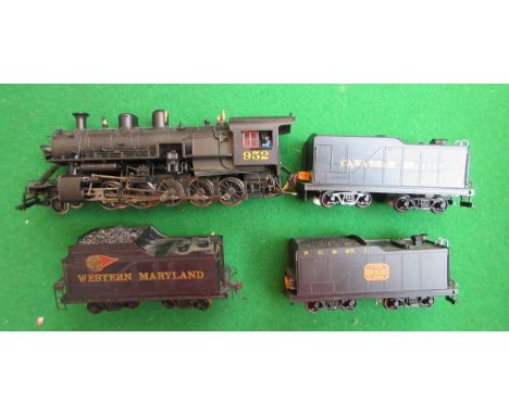 Bachmann (Canadian) 00 gauge 2-10-0 engine &amp; tender in Canadian Pacific black livery no.952 plus two American tenders for
