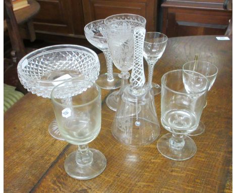 Collection of glassware&nbsp; 