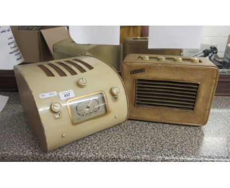 2 Vintage radios 