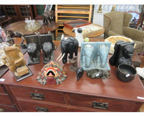 Collection of African item to include book ends 