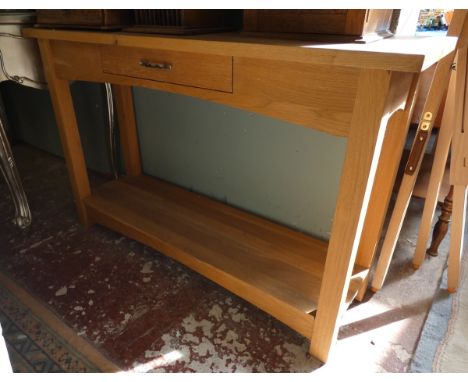 Oak console table - W: 117cm D: 36cm H: 74cm 