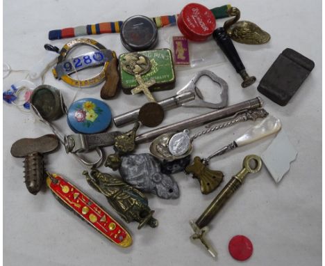 Needles tin, badges, small door knocker, etc.