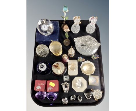 A tray of glass and crystal ornaments, paperweights, desk clock, etc 