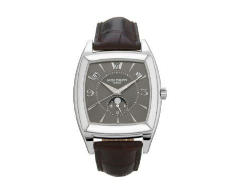 Patek Philippe, an 18ct white gold Gondolo Calendario triple calendar moonphase wrist watch, reference 5135G-010, signed auto