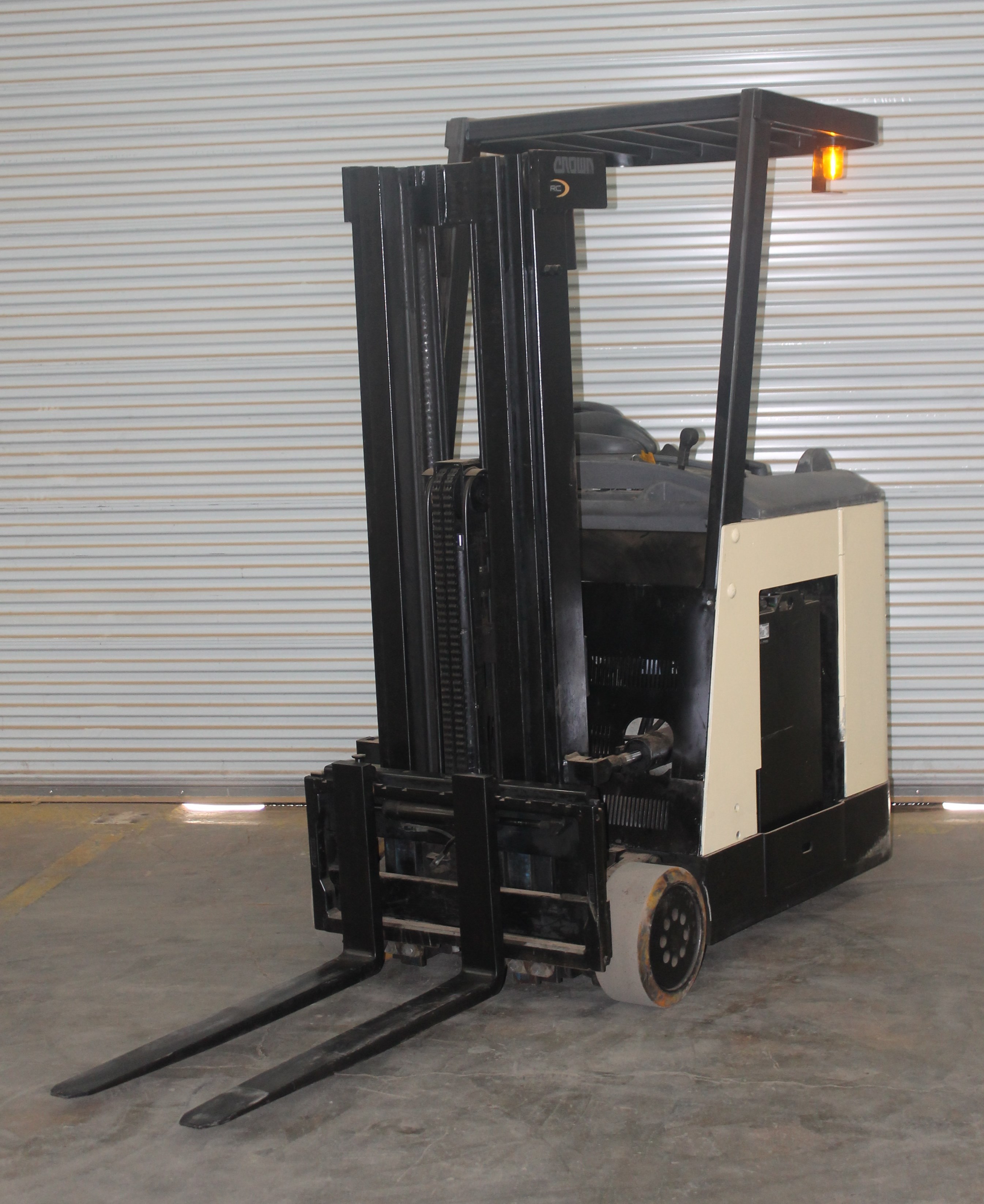 crown rc 3000 forklift