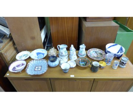 English and continental china, porcelain, including Coalport, Poole Pottery, etc. **PLEASE NOTE THIS LOT IS NOT ELIGIBLE FOR 