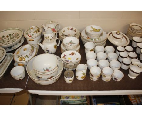 A quantity of Royal Worcester "Evesham" dinner and teaware