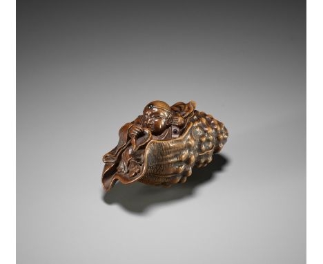 MASANAO: A SUPERB WOOD NETSUKE OF BENKEI INSIDE HORAGAIBy Masanao, signed Masanao 正直 Shinto ju 神都住Japan, Ise-Yamada, early 19