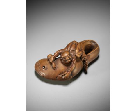 RANTEI: A VERY RARE WOOD NETSUKE OF KADORI MYOJIN WITH NAMAZUBy Hogen Rantei, signed Rantei 蘭亭 Japan, Kyoto, late 18th to ear