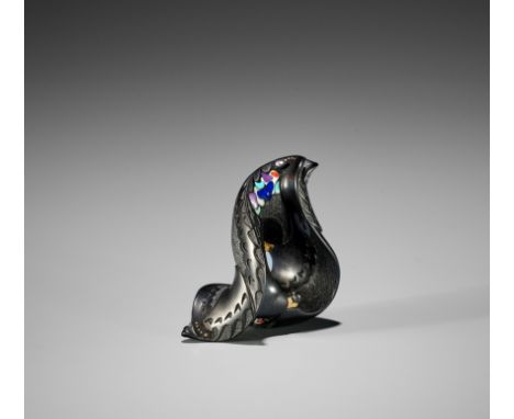 IKKU: AN UNUSUAL CONTEMPORARY KOKUTAN WOOD NETSUKE OF A STYLIZED SPARROWBy Isamu Kasuya (Ikku, born 1949), signed Ikku 一空Japa