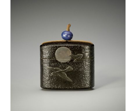 A RARE LACQUERED COCONUT WOOD TONKOTSU WITH CROWS AND FULL MOONUnsignedJapan, 19th centuryOf rounded rectangular form, the fr