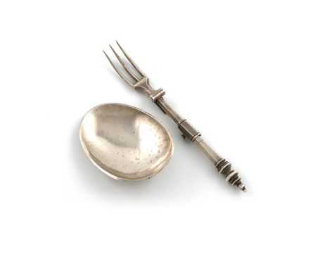An early 18th century Dutch silver combination folding  fork and spoon, maker's mark HG over A, unidentified, Amsterdam possi