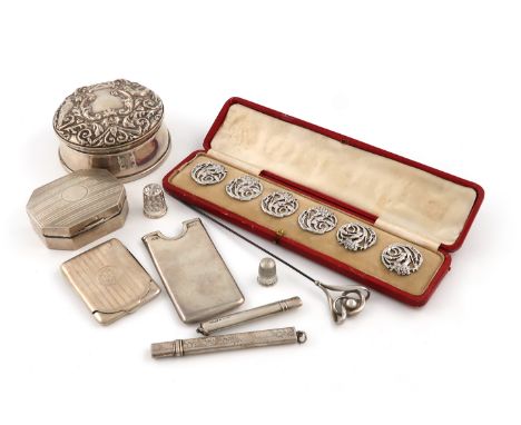 A mixed lot of silver items, various dates and makers, comprising: a set of six Edwardian buttons, by Robert Pringle, Chester