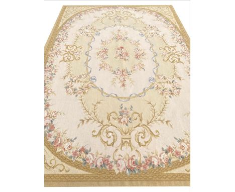 FINE AUBUSSON SAVONNERIE DESIGN CARPET, 250cm x 167cm.